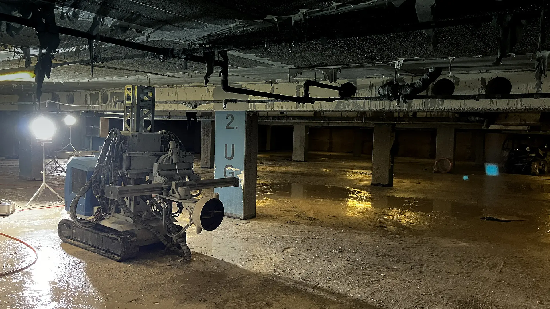 HDW-Gerät in Tiefgarage. 