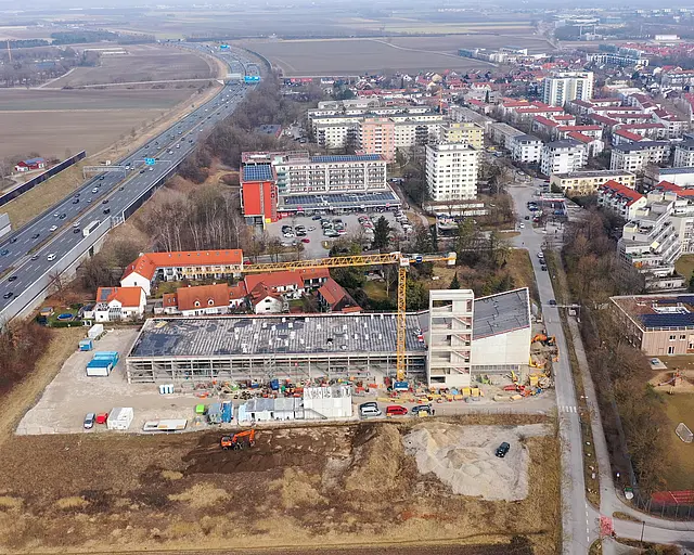 Eine Baustelle aus der Vogelperspektive.