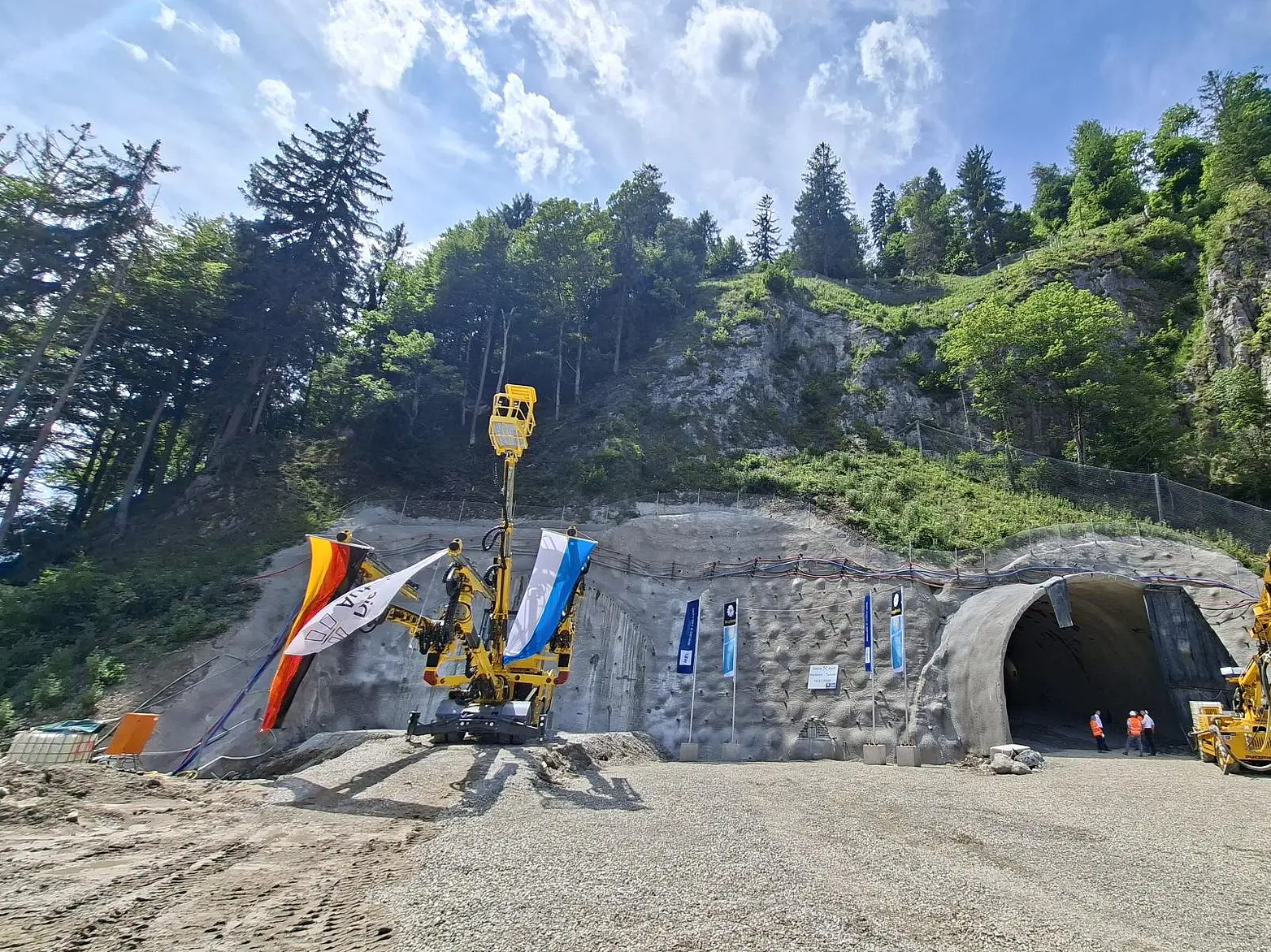 Außenansicht des Tunnels.