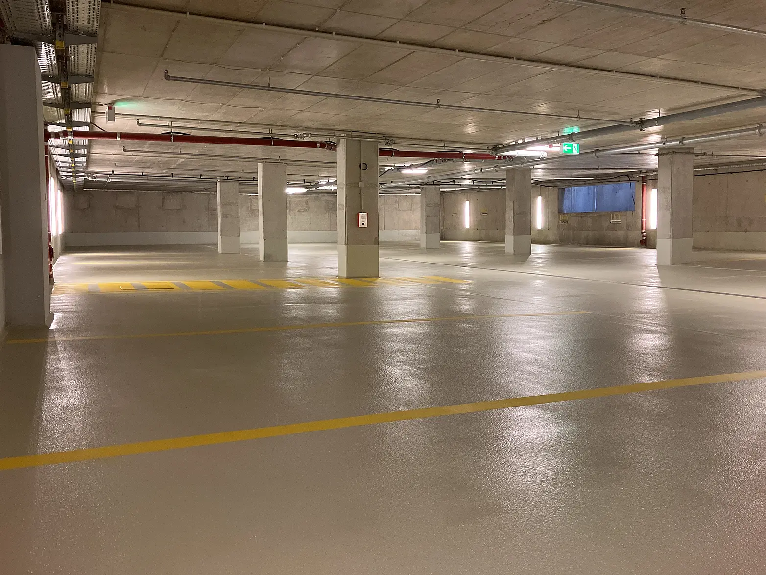 Eine sanierte Tiefgarage.