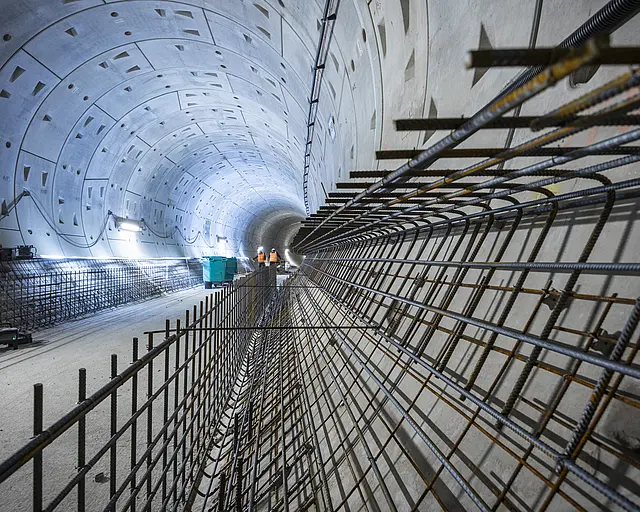 Bewehrung im Tunnel.