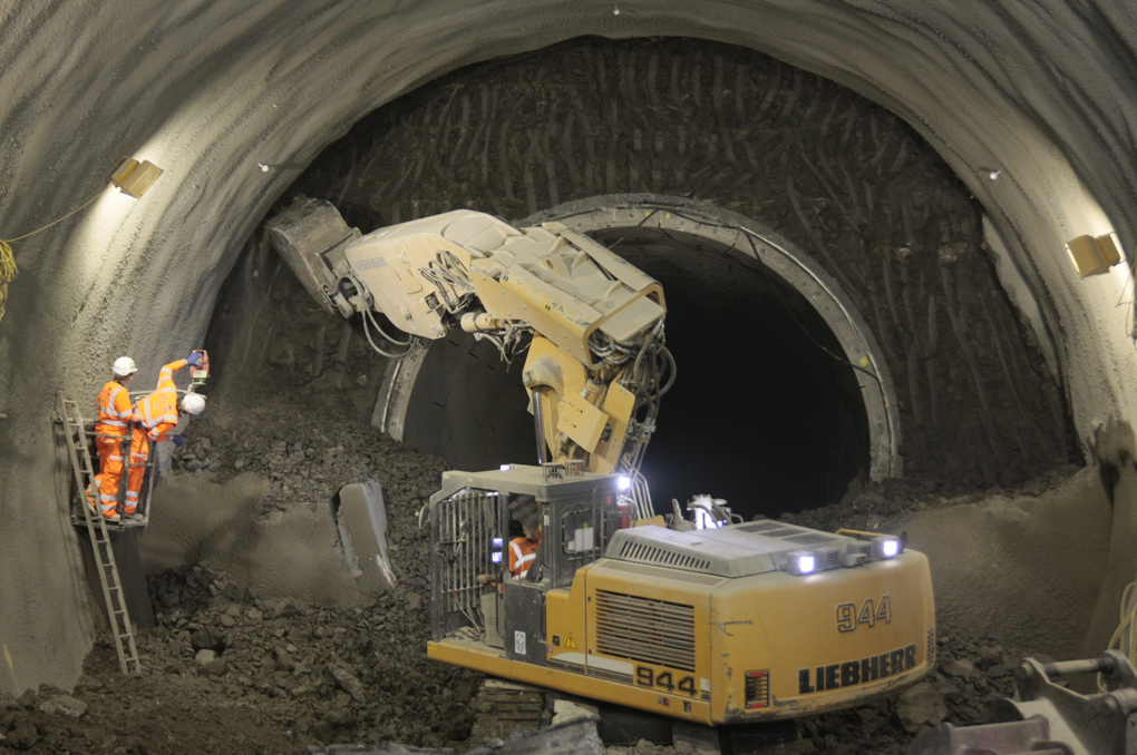 Crossrail Western Tunnels und Bahnhöfe